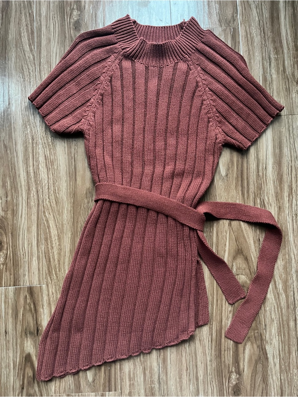 Ribbed Knit Belted Short Sleeve Sweater